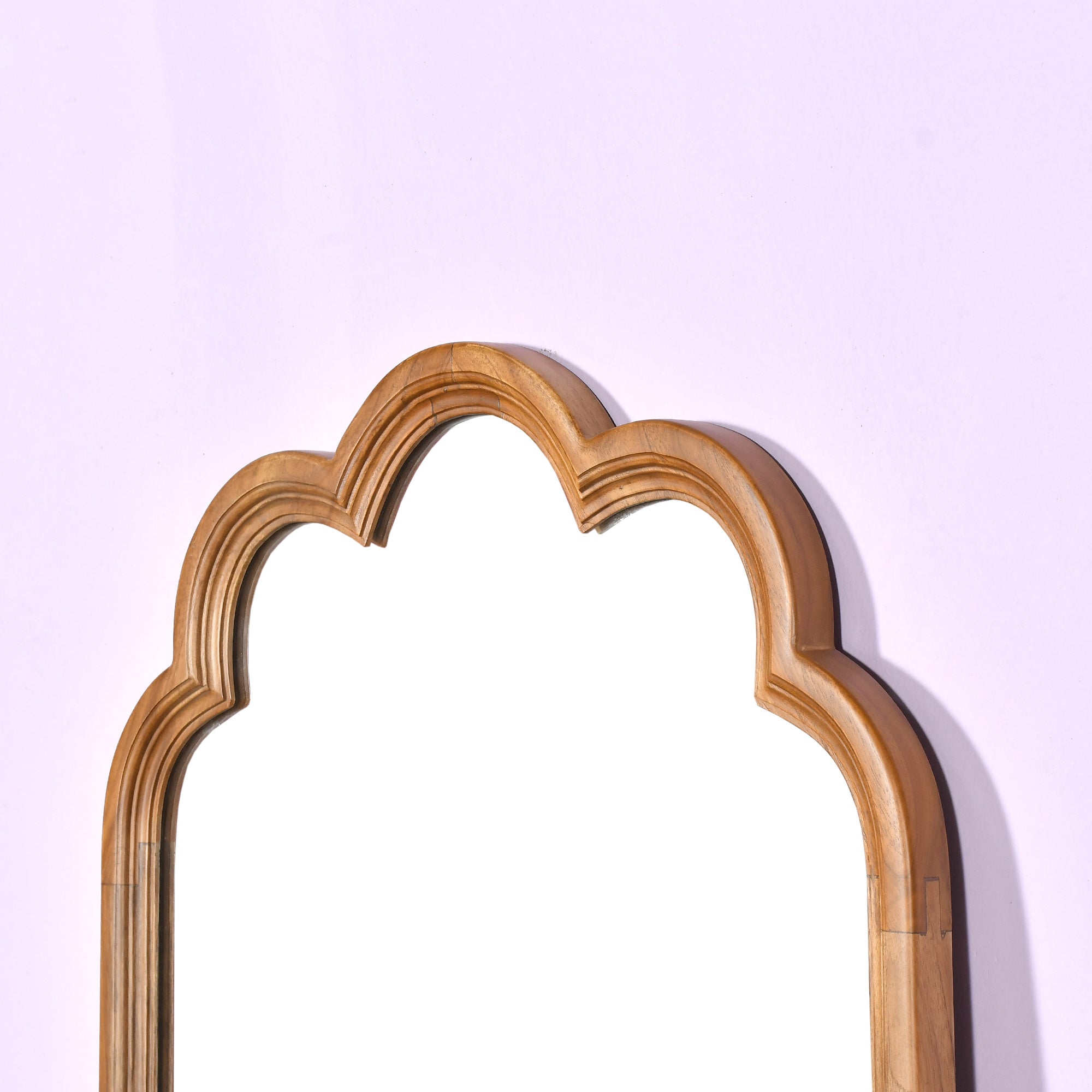 Scalloped Wooden Wall Mirror Decorative Accent Mirror
