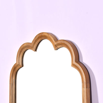 Scalloped Wooden Wall Mirror Decorative Accent Mirror