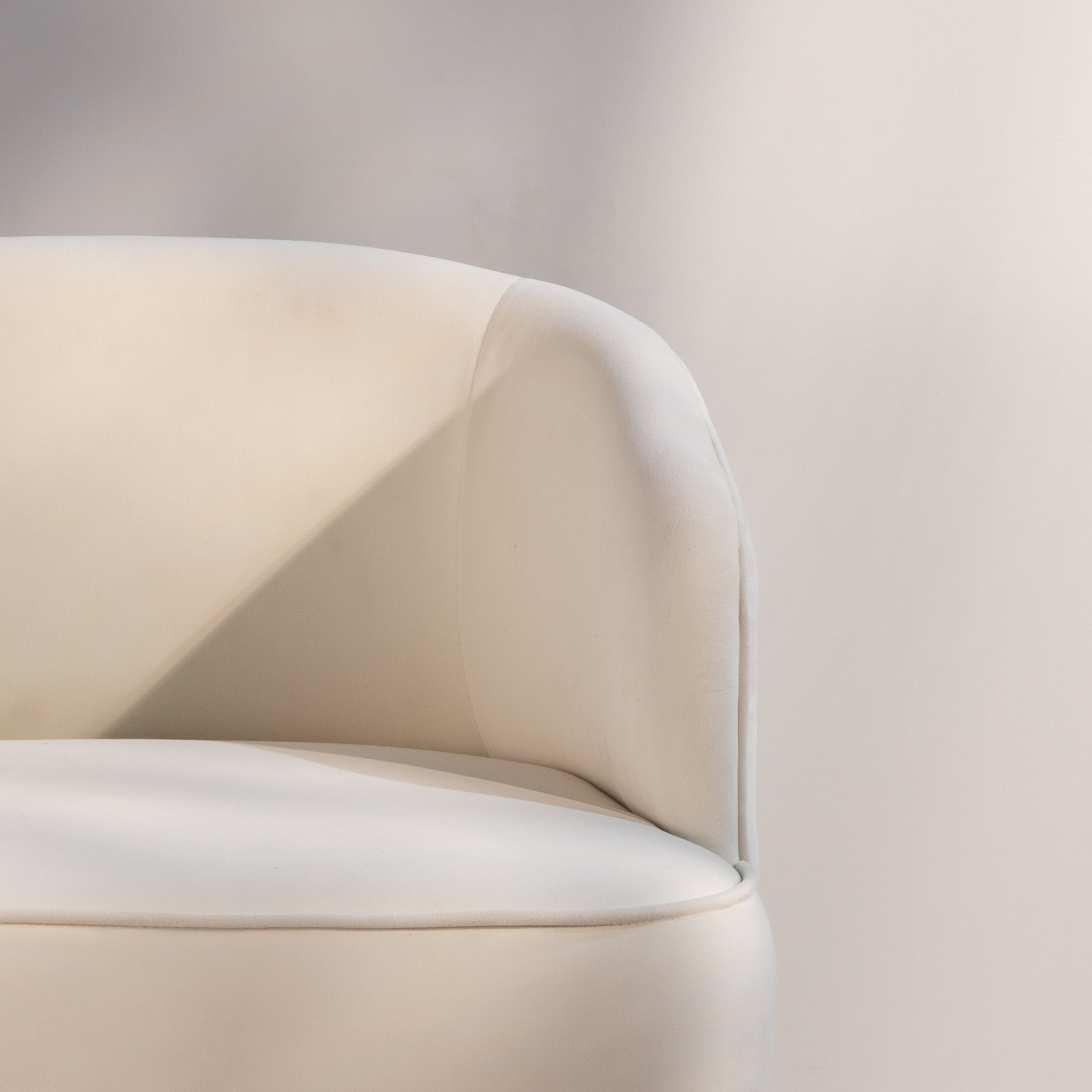 Modern Accent Lounge Chair – Upholstered Barrel Chair with Solid Wood Legs for Living Room, Bedroom & Office