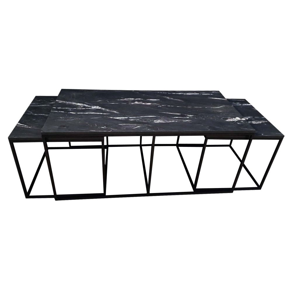 Dining table In Wooden and Matel